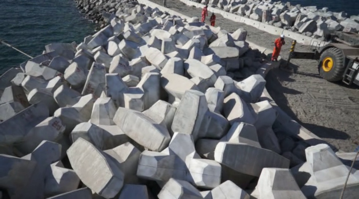 Inspection et contrôle de la digue de Zirku Island par CLAS