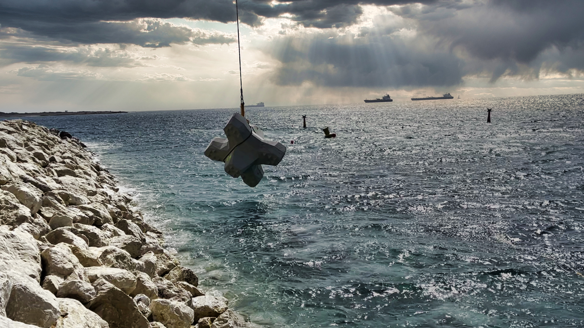 Mise à l’eau d’un bloc de carapace sous la supervision des experts CLAS pour garantir la conformité et la sécurité.
