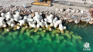 Forte imbrication des blocs BS2 dans la carapace monocouche de la digue d’Argelès