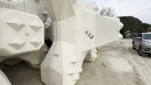 Blocs BS2 en béton destinés à protéger la digue maritime d’Argelès